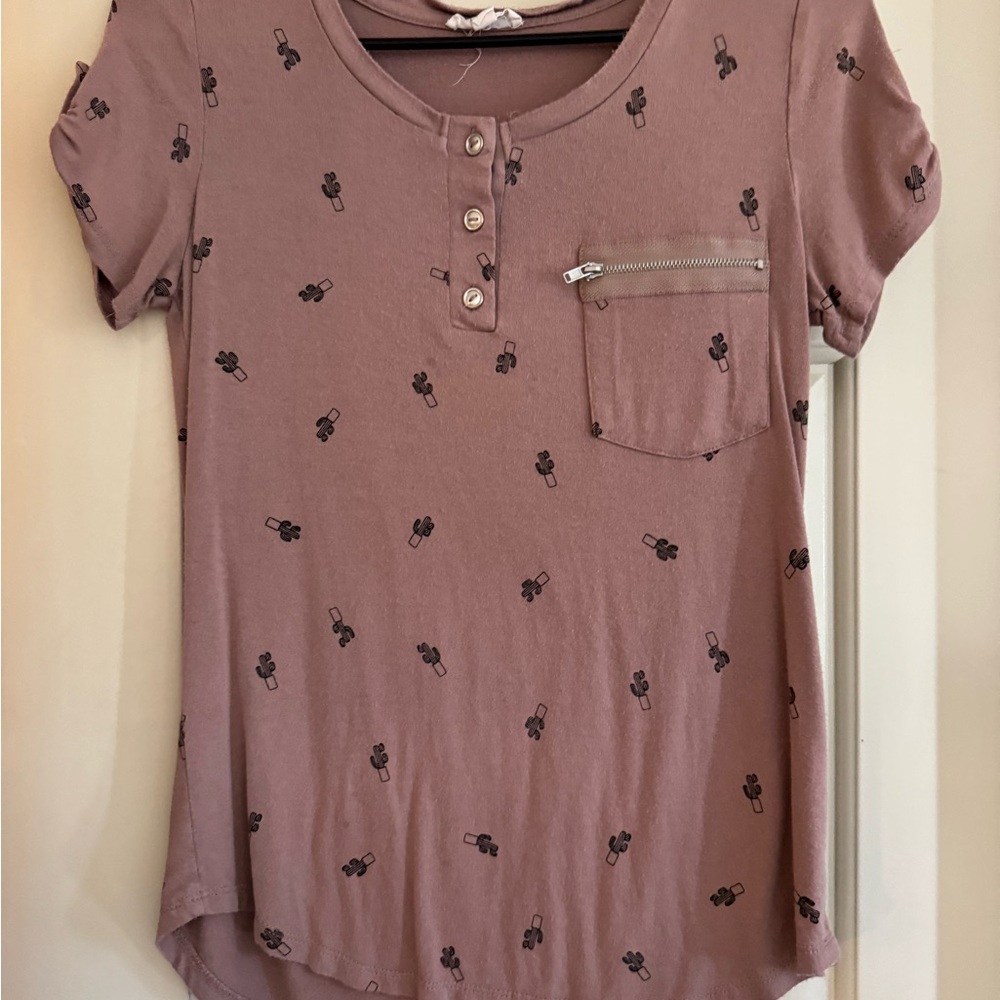 Mauve Short Sleeve Henley Top with Chest Pocket